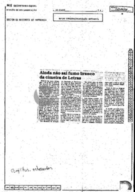 Ainda não sai fumo branco da cimeira de Letras