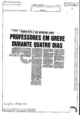 Professores em greve durante quatro dias