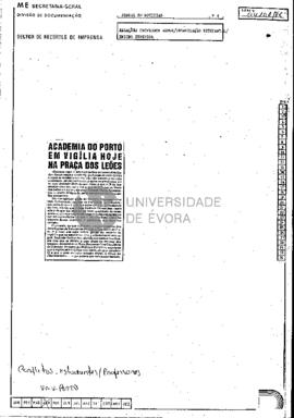 Academia do Porto em vigília hoje na Praça dos Leões