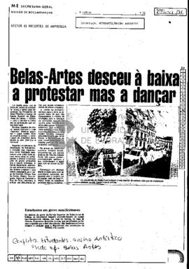 Belas-Artes desceu à baixa a protestar mas a dançar: Estudantes em greve manifestam-se