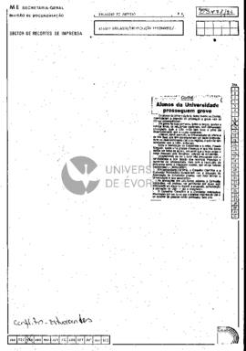 Alunos da Universidade prosseguem greve