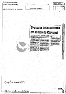 Protesto de estudantes em tempo de Carnaval