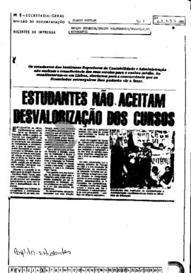 Estudantes não aceitam desvalorização dos cursos