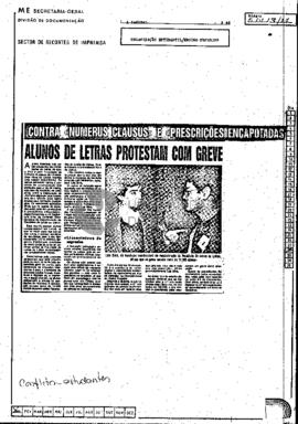 Alunos de Letras protestam com greve