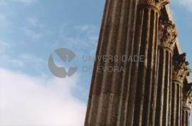 Templo romano de Évora